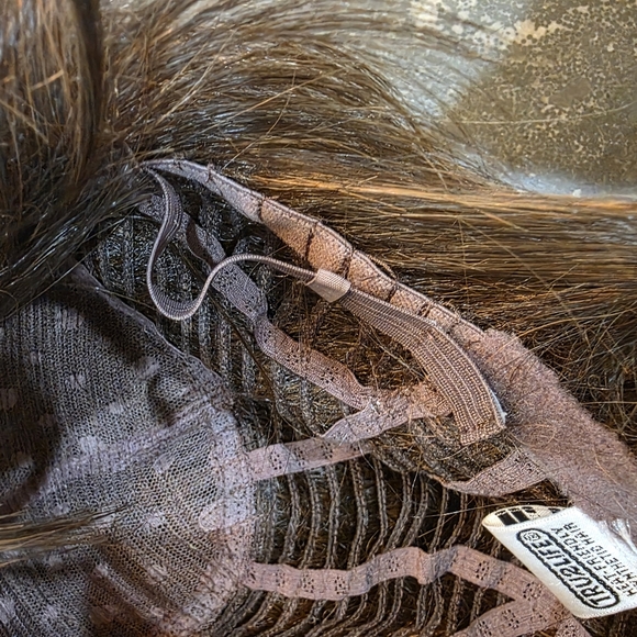 Women's HAIRUWEAR WIG Free Shipping - Picture 13 of 15